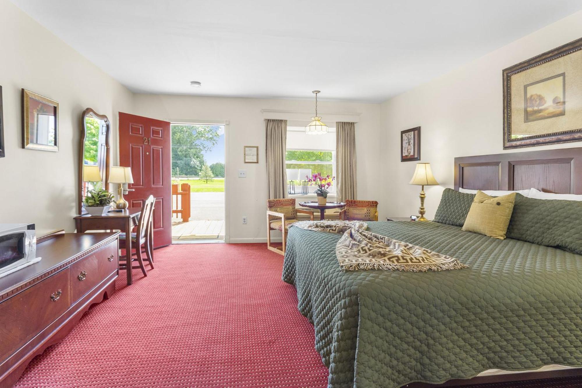 Blue Spruce Inn & Suites Valatie Exterior foto